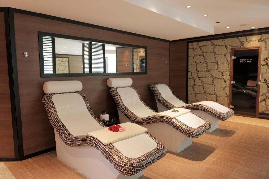 Local Hotel, Bw Signature Collection 3* Bansko