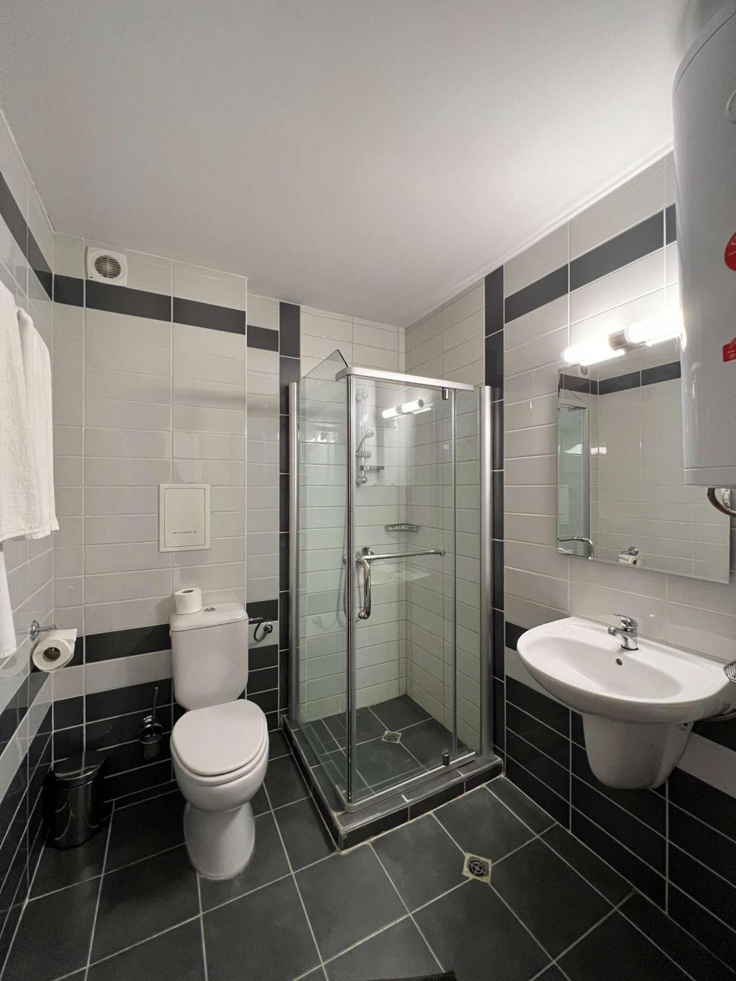 Aparthotel Local Hotel, Bw Signature Collection 3*