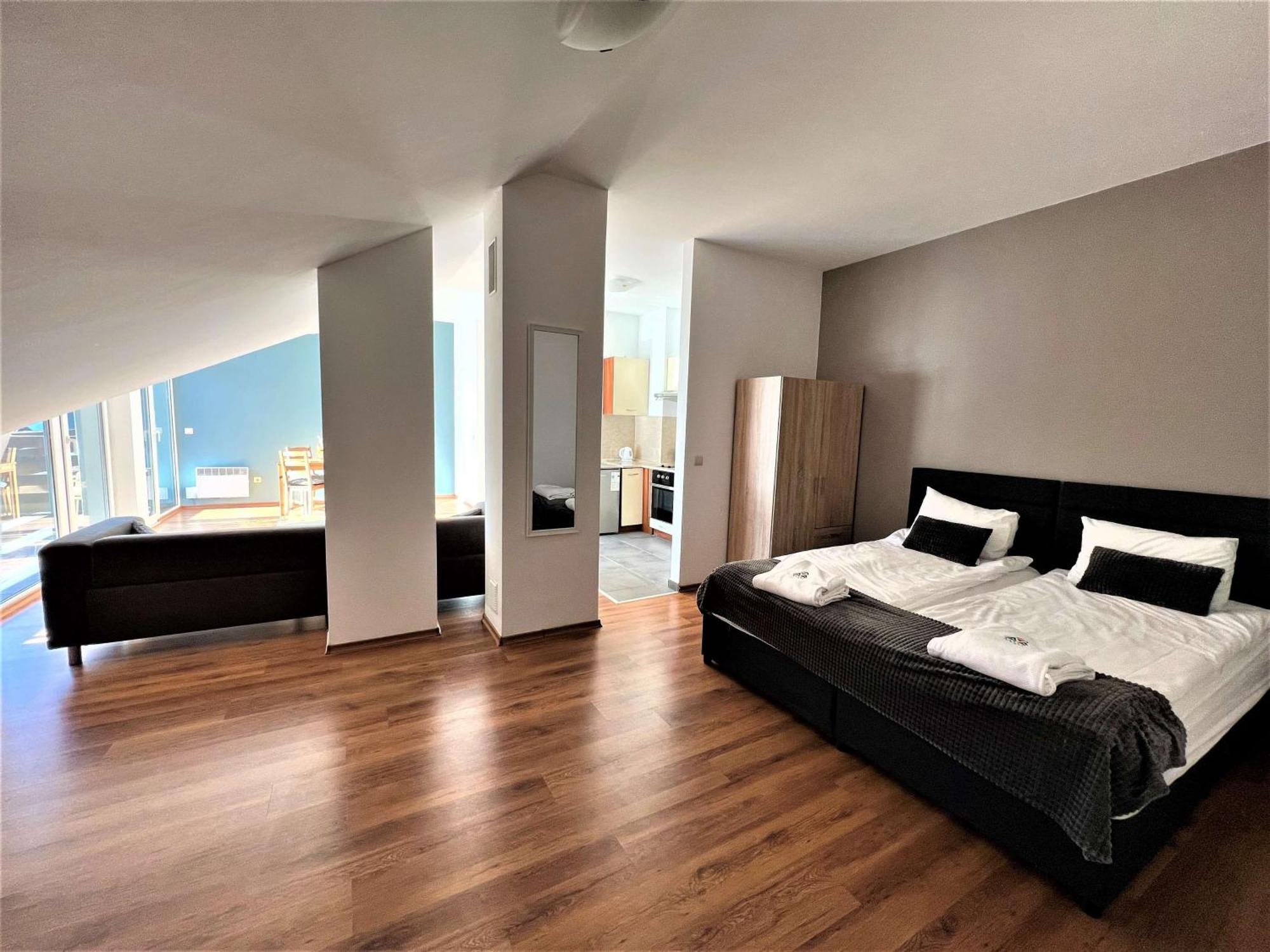 Local Hotel, Bw Signature Collection Aparthotel Bansko
